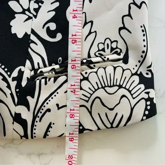 Marciano Black & White Paisley Corset Tie Back Cropped Silk Blazer | Size 4 - Picture 10 of 12